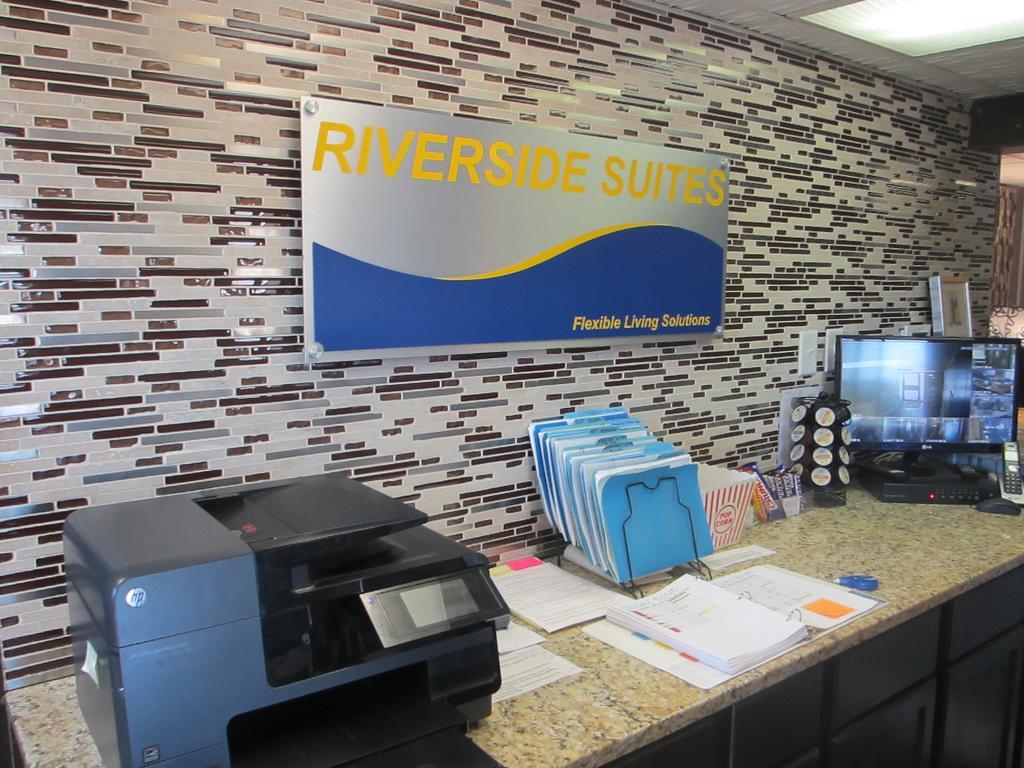 Riverside Suites North Mankato Exterior photo